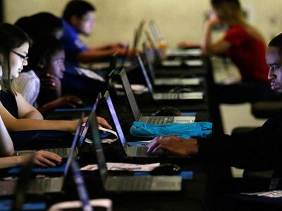 Avrupa’da kriz derinleşiyor: On binlerce kişi işten çıkarılacak