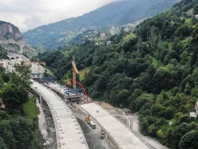 Avrupa'nın ve Türkiye'nin en uzun çift tüplü karayolu tüneli olacak! Dev projede sona gelindi, mesafe 40 dakikaya düşecek
