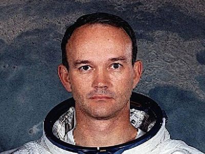 Ay'a İlk Ayak Basan Ekibin Pilotlarından Michael Collins Hayatını Kaybetti