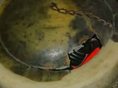 Ayasofya Camii'nde tahribat: Tarihi su haznesi ayakkabılık oldu!