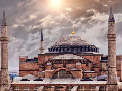 Ayasofya'nın kubbesi sökülüyor