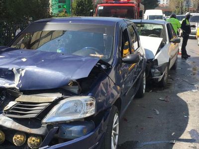 Aydın'da Zincirleme Trafik Kazası: 4 Yaralı