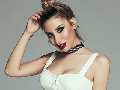 Ayrılık acısı yaşayan İrem Derici Safiye Soyman’ın o sözlerine sinirlendi: ‘Saçını başını yolasım geldi’
