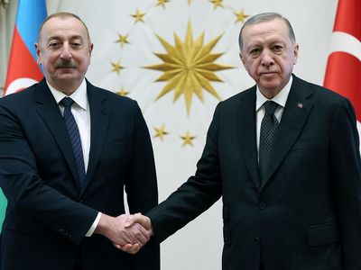 Azerbaycan Cumhurbaşkanı Aliyev geleneği bozmadı: İlk resmi ziyaret için Türkiye'ye geldi!