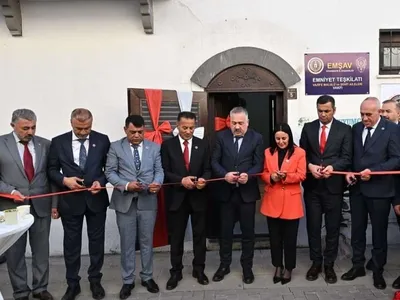 Diyarbakır'da EMŞAV hizmet binası açıldı