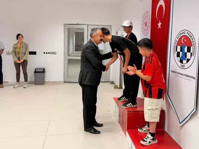 Eskişehir'de koruma altında olan çocuklar satranç şampiyonasında buluştu