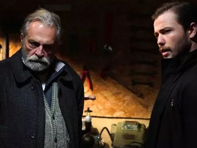 Baba Dizisiyle Televizyon Ekranlarına Dönen Haluk Bilginer'in Oyunculuğu Herkesi Kendine Hayran Bıraktırdı