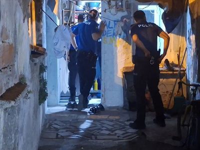 Bafra'da Baba Oğul Arasında Bıçaklı Tartışma: Yaralı Var