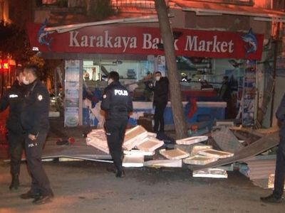 Bağcılar’da Balıkçı Dükkanında Şiddetli Patlama