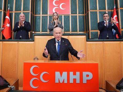 Bahçeli’den ABD’ye Sert Çıkış: “Petrol Kokusu Almış Amerikan Emperyalizmi”
