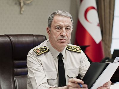 Bakan Akar acı haberi duyurdu: Depremde 3 askerimiz şehit oldu