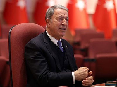 Bakan Akar, NATO Zirvesi Öncesinde Önemli Açıklamalarda Bulundu! 'NATO Türkiye'yi Terörle Mücadele Yalnız Bıraktı'
