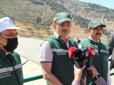 Bakan Bekir Pakdemirli, Afyonkarahisar'da Çay Barajı’ndan İlk Suyu Verdi