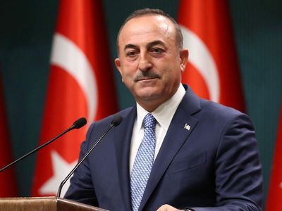 Bakan Çavuşoğlu’ndan ABD’ye tepki: Gölge etmeyin yeter