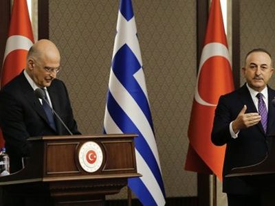 Bakan Çavuşoğlu’ndan Yunan Gazetesine ‘Vazgeçin’ Mesajı Geldi