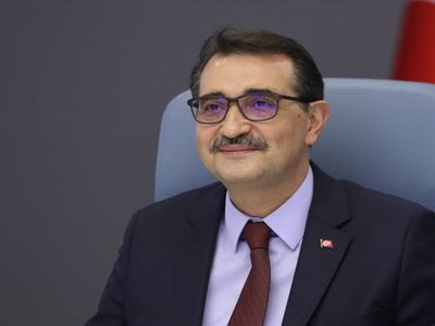 Bakan Dönmez’den açıklama: Elektrik üretiminin büyük bölümü yerli kaynaklardan sağlanıyor