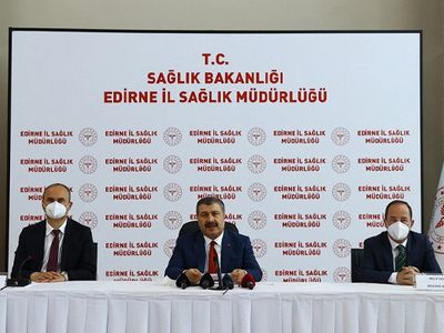 Bakan Fahrettin Koca, 18 Yaş Üstünün Ne Zaman Aşı Olacağını Açıkladı