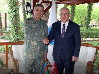 Bakan Güler, Azerbaycanlı Mevkidaşı Hasanov ile Bir Araya Geldi