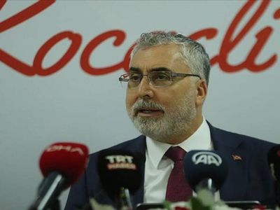 Bakan Işıkhan’dan emekli zammı açıklaması: Yeni müjdeler vermeye devam edeceğiz