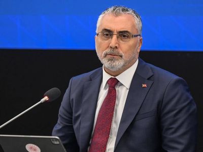 Bakan Işıkhan’dan emeklileri ilgilendiren açıklama: Zam farkları 6-7 Şubat’ta yatırılacak