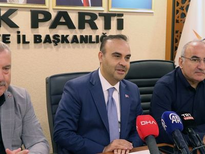 Bakan Kacır, Rize'de Çay ve Turizm Yatırımlarını Açıkladı