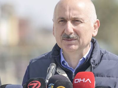 Bakan Karaismailoğlu müjdeyi verdi: Sirkeci-Kazlıçeşme hattı açılıyor