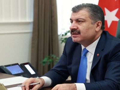 Bakan Koca sürücüleri uyardı: Ambulansların peşine takılmayın