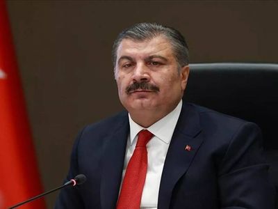 Bakan Koca’dan Eris varyantı açıklaması: Her geçen gün doğaya yeniliyor