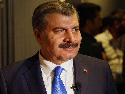 Bakan Koca’dan kızamık salgını açıklaması: Filyasyon çalışmaları sıkı şekilde yapılıyor