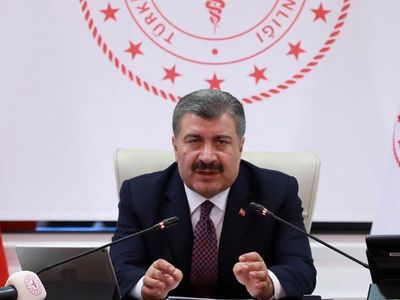 Bakan Koca’dan Kovid-19 Aşısı Uyarısı: 6 Saat İçinde Kullanılmayan BioNTech Aşıları İsraf Oluyor