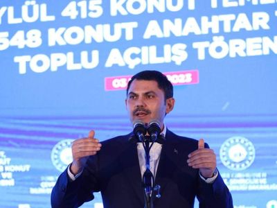 Bakan Kurum anahtar teslim töreninde konuştu: 70 bin konutun temellerini atan bir Türkiye var