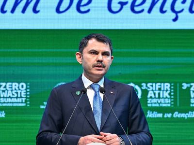 Bakan Kurum Sıfır Atık Zirvesi’nde konuştu: 2053 yılına kadar tüm atıklarını dönüştüren bir ülke olacağız