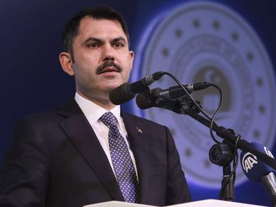 Bakan Kurum Türkiye Ulusal Risk Kalkanı Modeli Toplantısı’nda açıklamalarda bulundu: 405 bin afet konutunun yapımını başlattık