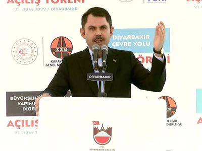 Bakan Kurum’dan Diyarbakır’da düzenlenen toplu açılış töreninde dikkat çeken sözler: 5 bin 570 konut, 30 bin alt yapısı hazır imarlı arsamız hizmete hazır