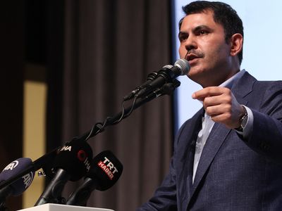 Bakan Murat Kurum, Deprem Bölgelerinde İlk İncelemelerine Başlıyor