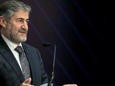 Bakan Nebati enflasyon ve büyümeye yönelik önemli açıklamalarda bulundu!