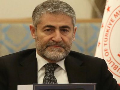 Bakan Nebati hayırlı olsun diyerek duyurdu: Yeni yılda personel alımı yapılacak