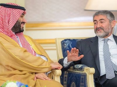 Bakan Nebati’den önemli temas: Suudi Arabistan Prensi Selman ile görüştü