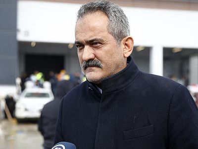 Bakan Özer açıkladı: Adana planlanan eğitim öğretim tarihi ertelendi