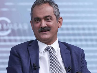 Bakan Özer duyurdu: Yüz yüze eğitim kademeli olarak başlıyor