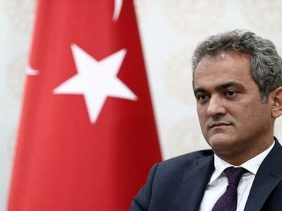 Bakan Özer’den açıklama: Öğretmen ücretlerine zam gündemimizde