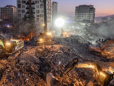 Bakan Özhaseki İstanbul'da kaç büyüklüğünde depremin beklendiğini açıkladı