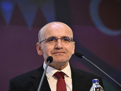 Bakan Şimşek tarih vererek açıkladı: Enflasyondaki düşüş 2024 yılı ortasından itibaren başlayacak