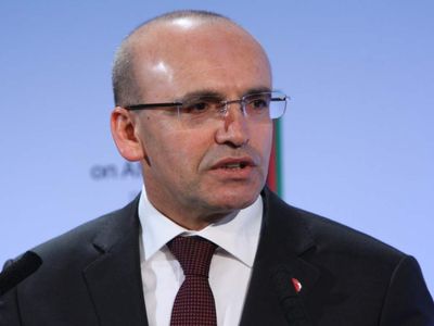 Bakan Şimşek’in kumpir keyfi: Geldi ve sırasını bekledi