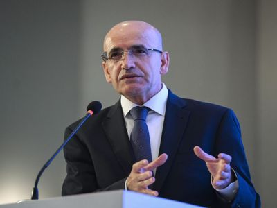 Bakan Şimşek’ten enflasyonda düşüş mesajı: ‘Gelecek ay çok keskin şekilde başlayacak’