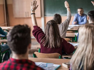 Bakan Tekin açıkladı: Ortalaması 70 olmayan öğrenci sınıfı geçmeyecek