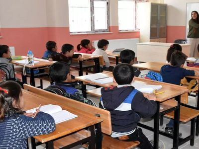 Bakan Tekin’den yeni müfredat açıklaması: ‘Soru hazırlama havuzunun yarısı öğretmenlerimizden seçilecek’