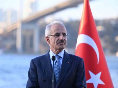 Bakan Uraloğlu: 20 Temmuz’da KKTC’nin deniz yetki alanlarında gemi trafiğini etkin şekilde izlemeye başlayacağız