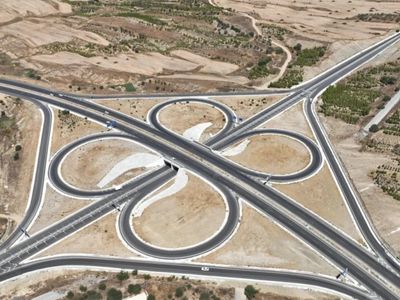 Bakan Uraloglu: Lefkoşa Çevre Yolu'nun Temeli Atıldı