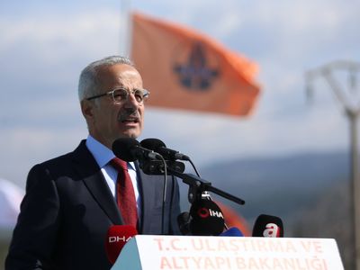 Bakan Uraloğlu resmen duyurdu: 200 milyar dolar yatırım yapacağız